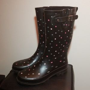 Rain boots